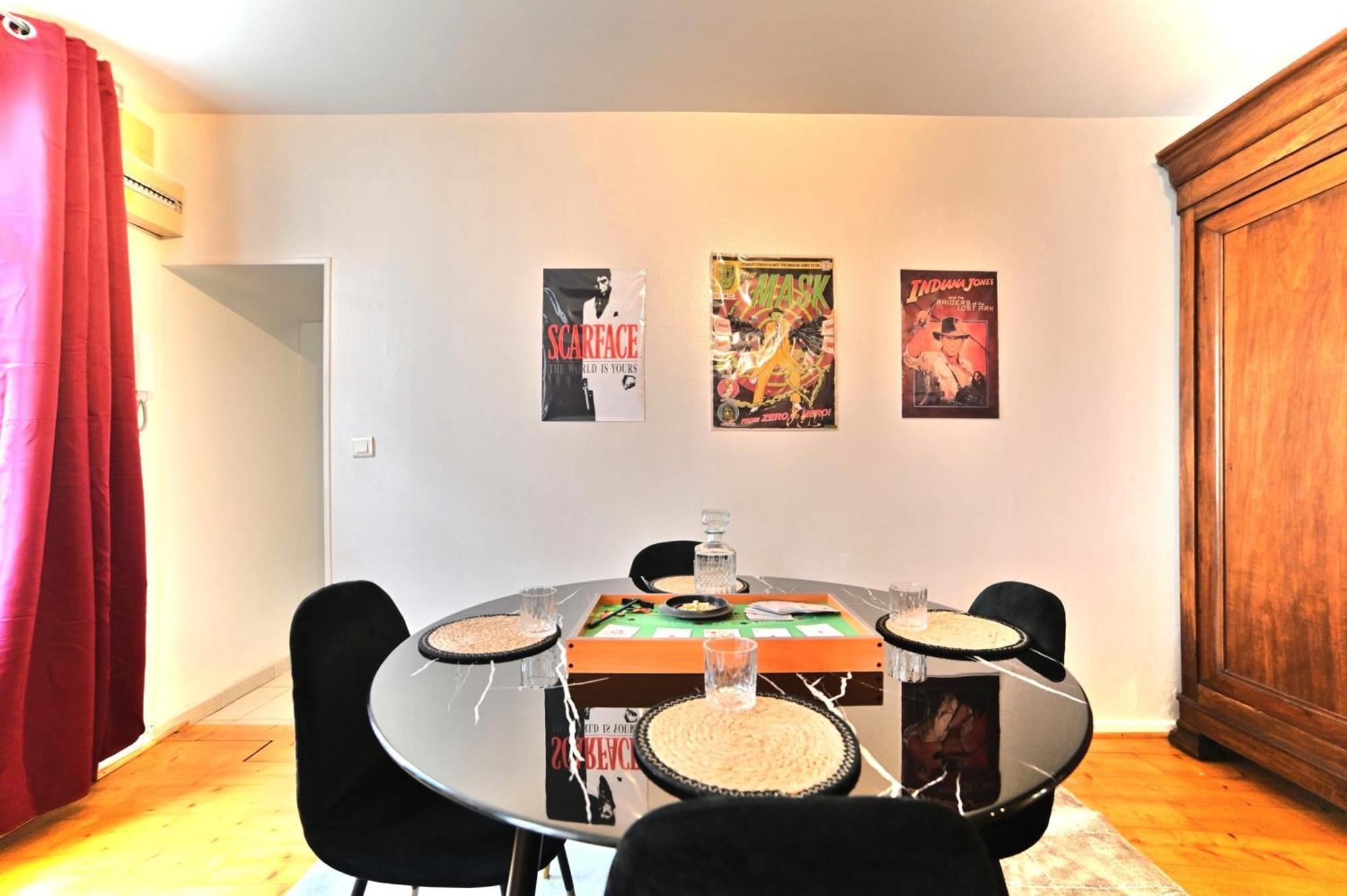 Olympia - Terrasse - Parking Gratuit - Centre Ville - Rez De Chaussee - Fibre Tv 4K Saintes Luaran gambar